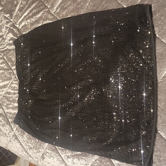 Roaman's Dresses & Skirts - Sequin Skirt